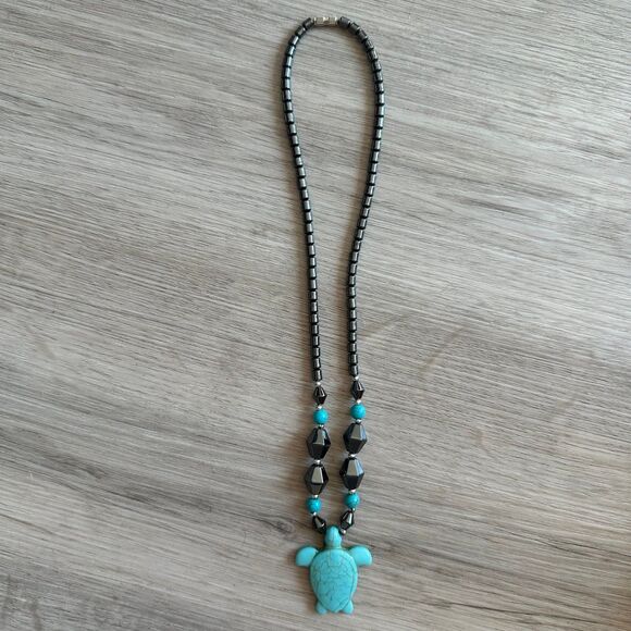 Hematite & Turquoise Beaded Turtle Stone Pendant Necklace - Picture 1 of 7